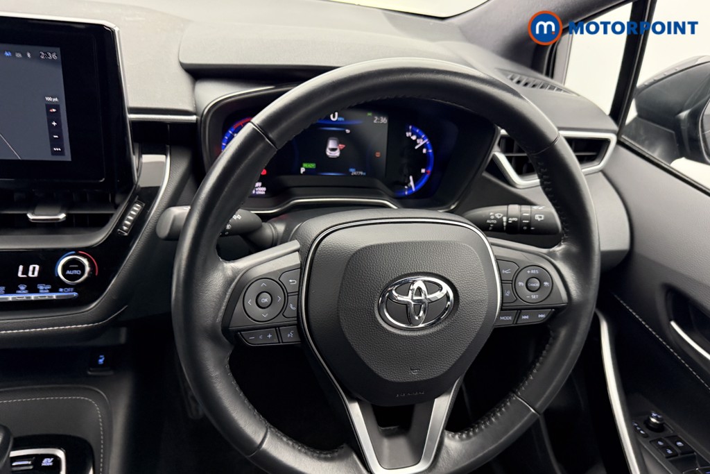 Toyota Corolla Design Automatic Petrol-Electric Hybrid Hatchback - Stock Number (1559505) - 3rd supplementary image