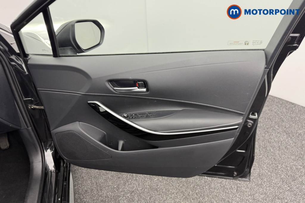 Toyota Corolla Design Automatic Petrol-Electric Hybrid Hatchback - Stock Number (1559505) - 15th supplementary image