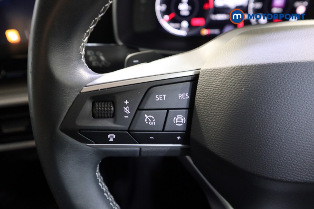Seat Leon Xcellence Automatic Petrol Hatchback - Stock Number (1559778) - 3rd supplementary image