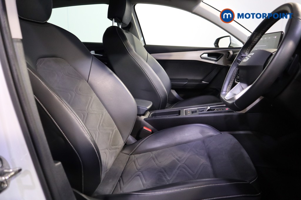 Seat Leon Xcellence Automatic Petrol Hatchback - Stock Number (1559778) - 10th supplementary image
