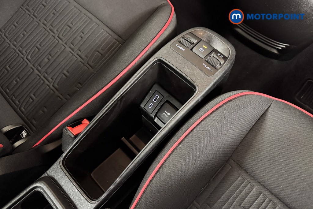Fiat 500 RED Automatic Electric Hatchback - Stock Number (1559862) - 9th supplementary image