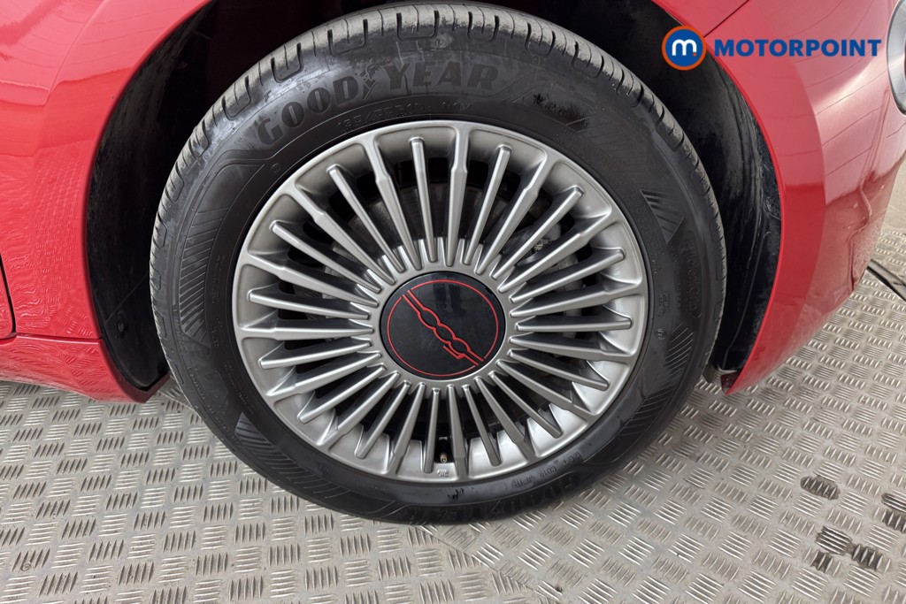 Fiat 500 RED Automatic Electric Hatchback - Stock Number (1559862) - 21st supplementary image