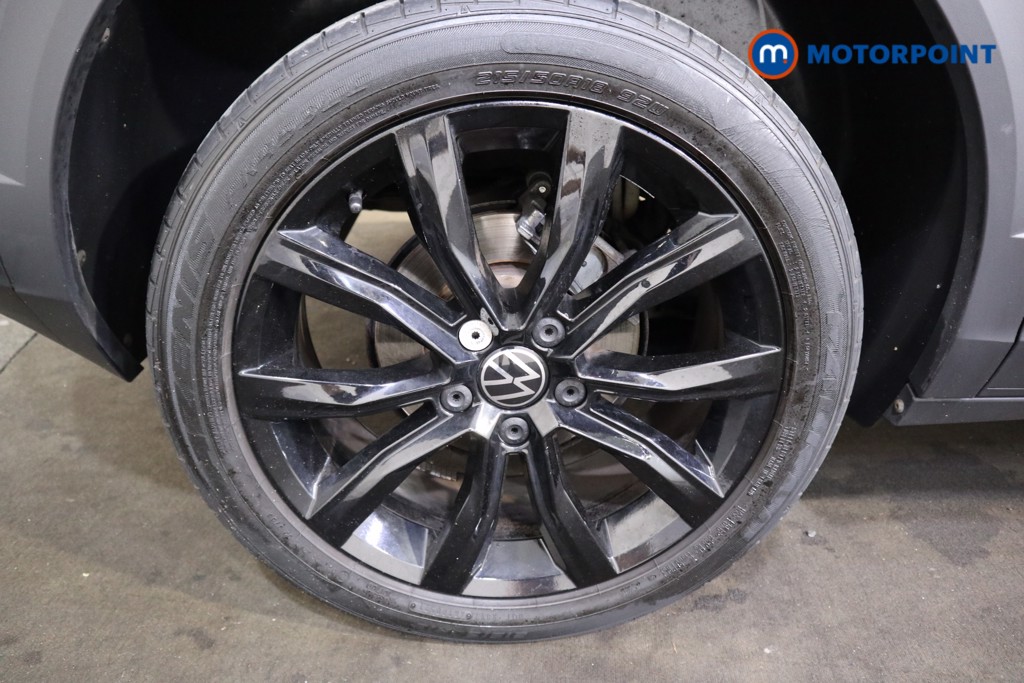 Volkswagen T-Roc Black Edition Manual Petrol SUV - Stock Number (1559937) - 15th supplementary image