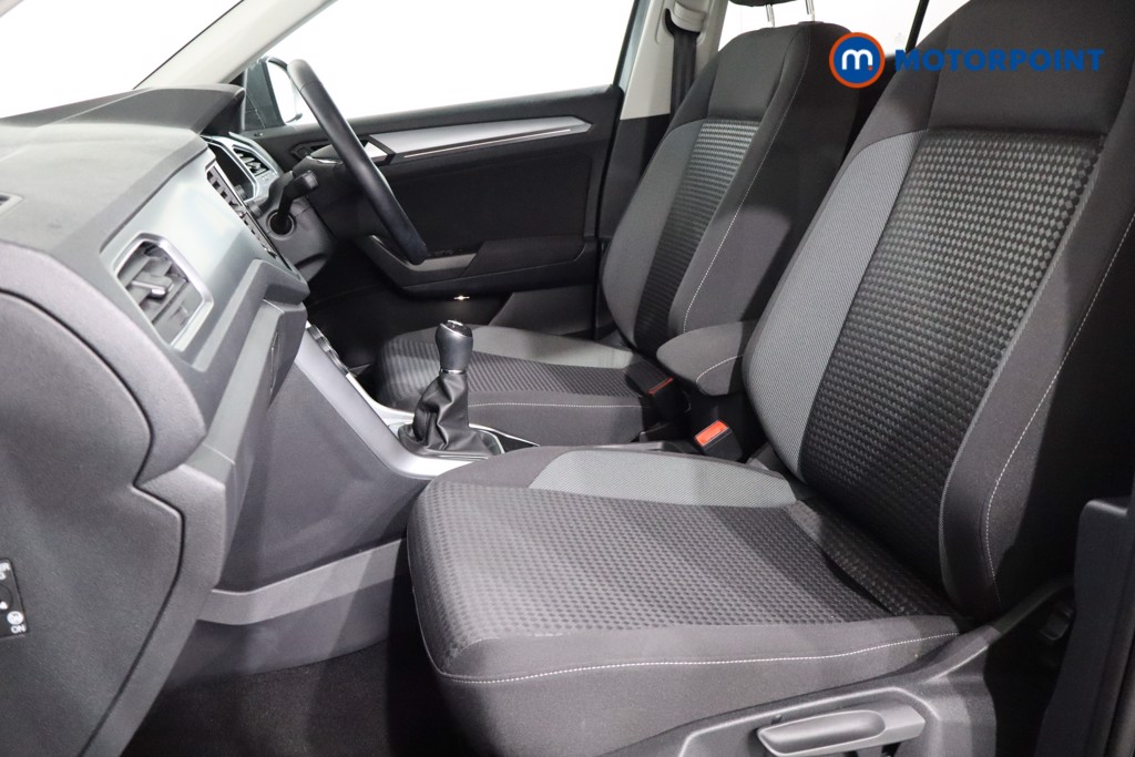 Volkswagen T-Roc Active Manual Petrol SUV - Stock Number (1560058) - 4th supplementary image