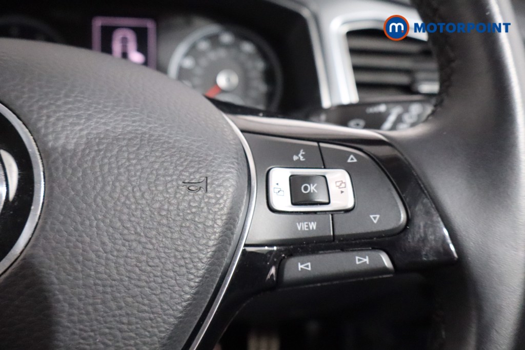 Volkswagen T-Roc Active Manual Petrol SUV - Stock Number (1560058) - 8th supplementary image