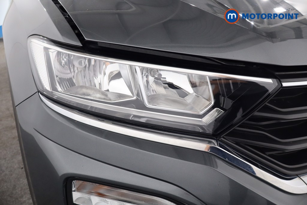 Volkswagen T-Roc Active Manual Petrol SUV - Stock Number (1560058) - 22nd supplementary image