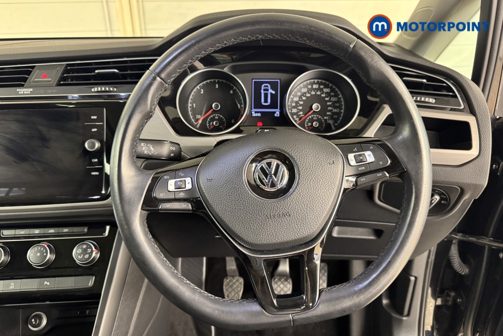 Volkswagen Touran Se Family Manual Diesel People Carrier - Stock Number (1560099) - 1st supplementary image
