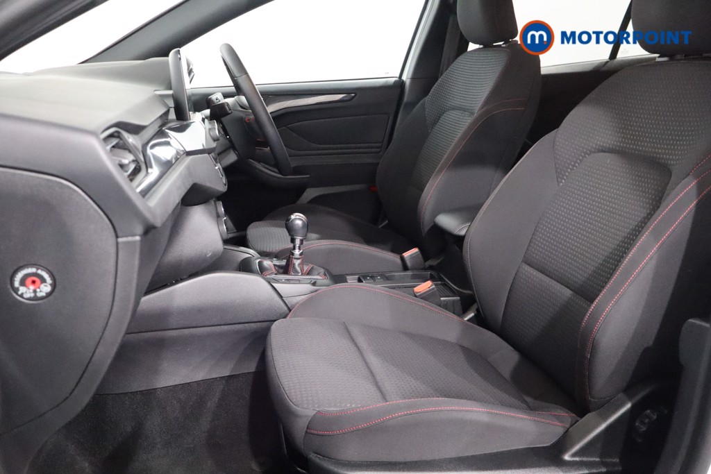 Ford Focus St-Line Manual Petrol Hatchback - Stock Number (1560237) - 4th supplementary image