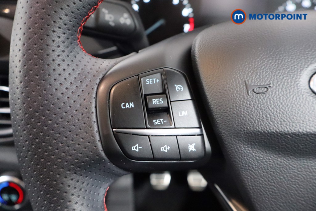 Ford Focus St-Line Manual Petrol Hatchback - Stock Number (1560237) - 7th supplementary image