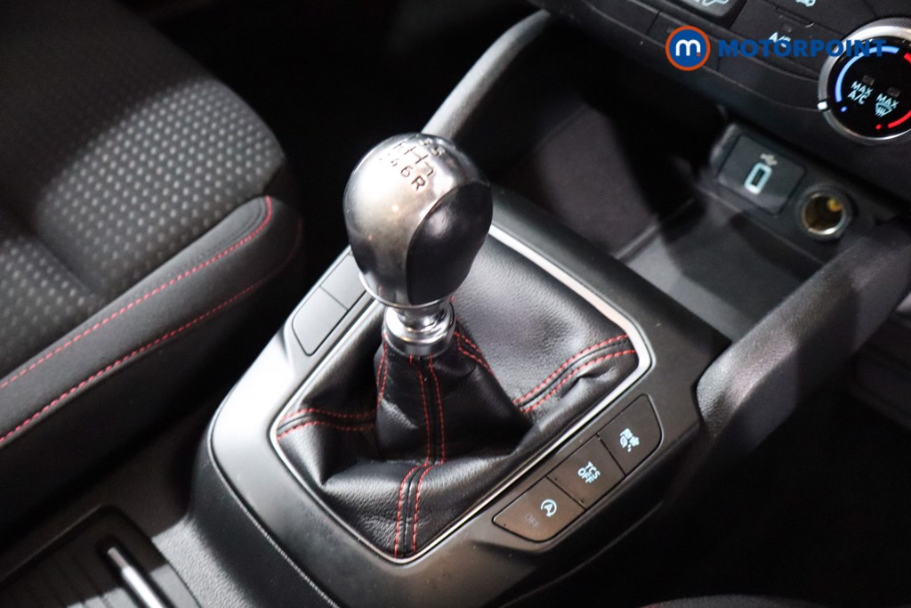 Ford Focus St-Line Manual Petrol Hatchback - Stock Number (1560237) - 14th supplementary image
