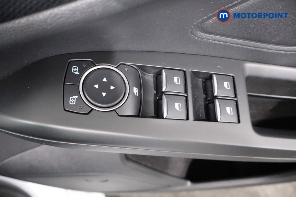 Ford Focus St-Line Manual Petrol Hatchback - Stock Number (1560237) - 17th supplementary image