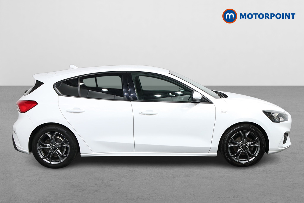Ford Focus St-Line Manual Petrol Hatchback - Stock Number (1560237) - Drivers side