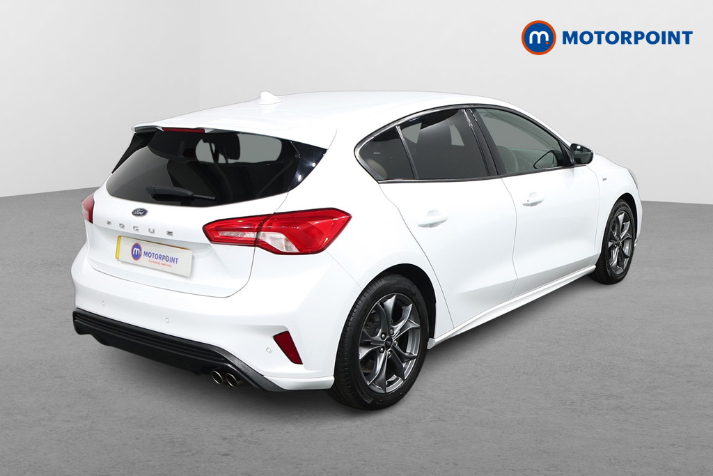 Ford Focus St-Line Manual Petrol Hatchback - Stock Number (1560237) - Drivers side rear corner