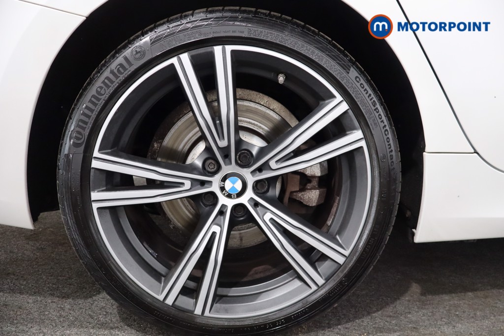 BMW 3 Series Sport Pro Automatic Petrol Plug-In Hybrid Saloon - Stock Number (1560247) - 9th supplementary image