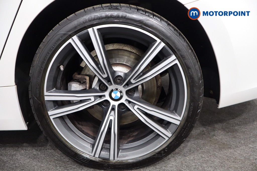 BMW 3 Series Sport Pro Automatic Petrol Plug-In Hybrid Saloon - Stock Number (1560247) - 12th supplementary image