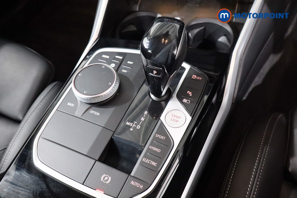 BMW 3 Series Sport Pro Automatic Petrol Plug-In Hybrid Saloon - Stock Number (1560247) - 14th supplementary image