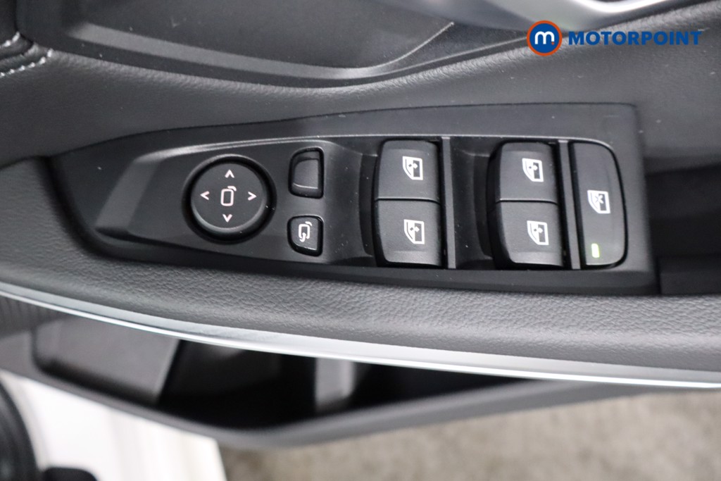 BMW 3 Series Sport Pro Automatic Petrol Plug-In Hybrid Saloon - Stock Number (1560247) - 18th supplementary image