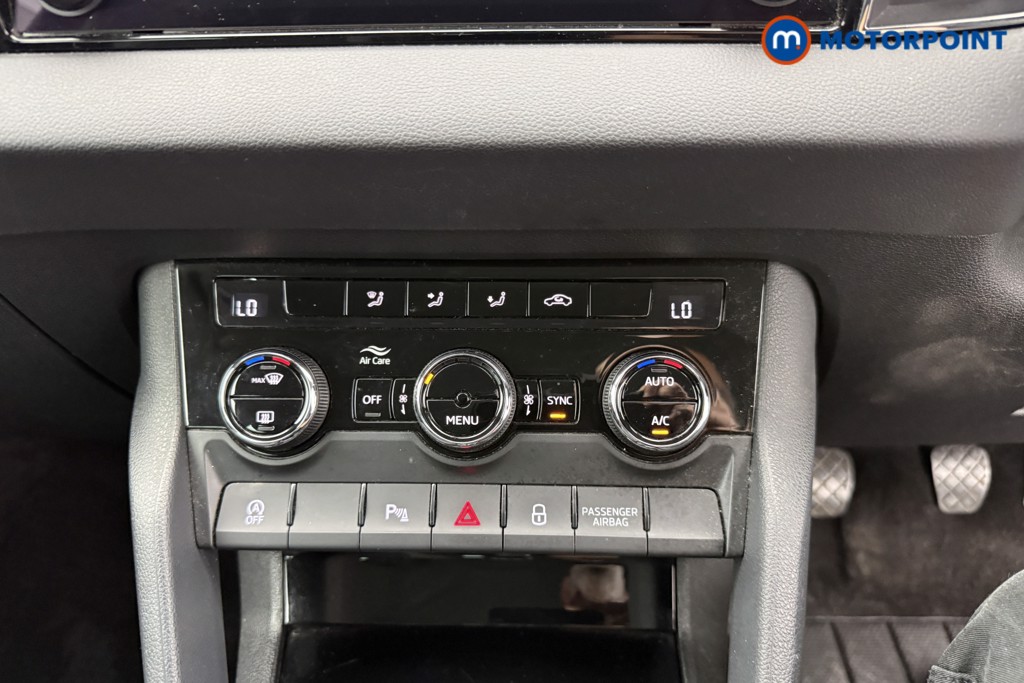 Skoda Karoq Se Drive Manual Petrol SUV - Stock Number (1560387) - 12th supplementary image