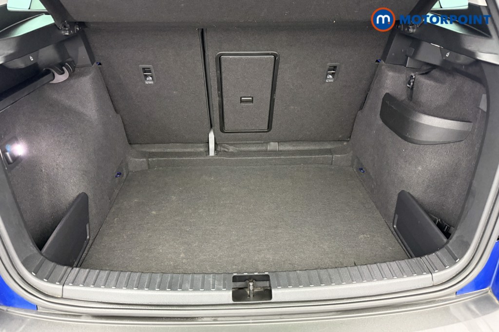 Skoda Karoq Se Drive Manual Petrol SUV - Stock Number (1560387) - 23rd supplementary image