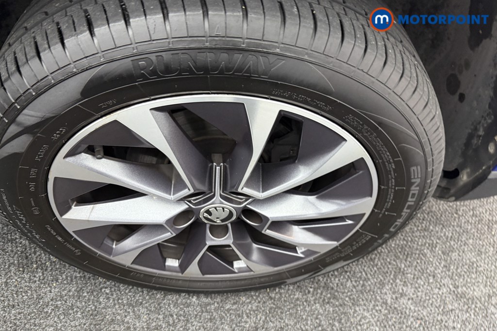 Skoda Karoq Se Drive Manual Petrol SUV - Stock Number (1560387) - 34th supplementary image
