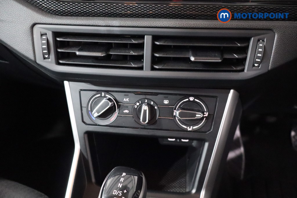 Volkswagen Polo Life Automatic Petrol Hatchback - Stock Number (1560408) - 16th supplementary image