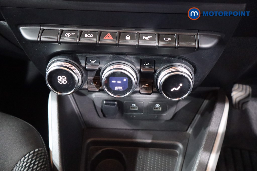 Dacia Duster Prestige Manual Petrol SUV - Stock Number (1560456) - 15th supplementary image