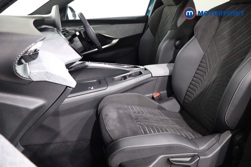 Peugeot 3008 GT Automatic Electric SUV - Stock Number (1560548) - 4th supplementary image