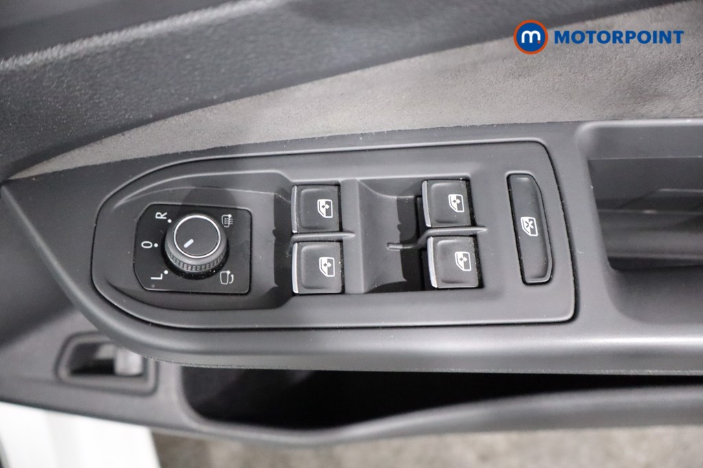 Volkswagen Golf Style Automatic Petrol Plug-In Hybrid Hatchback - Stock Number (1561070) - 17th supplementary image