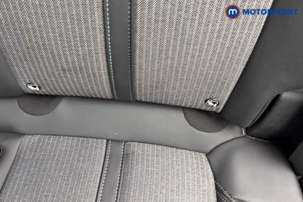 Peugeot 3008 Allure Automatic Diesel SUV - Stock Number (1537010) - 22nd supplementary image