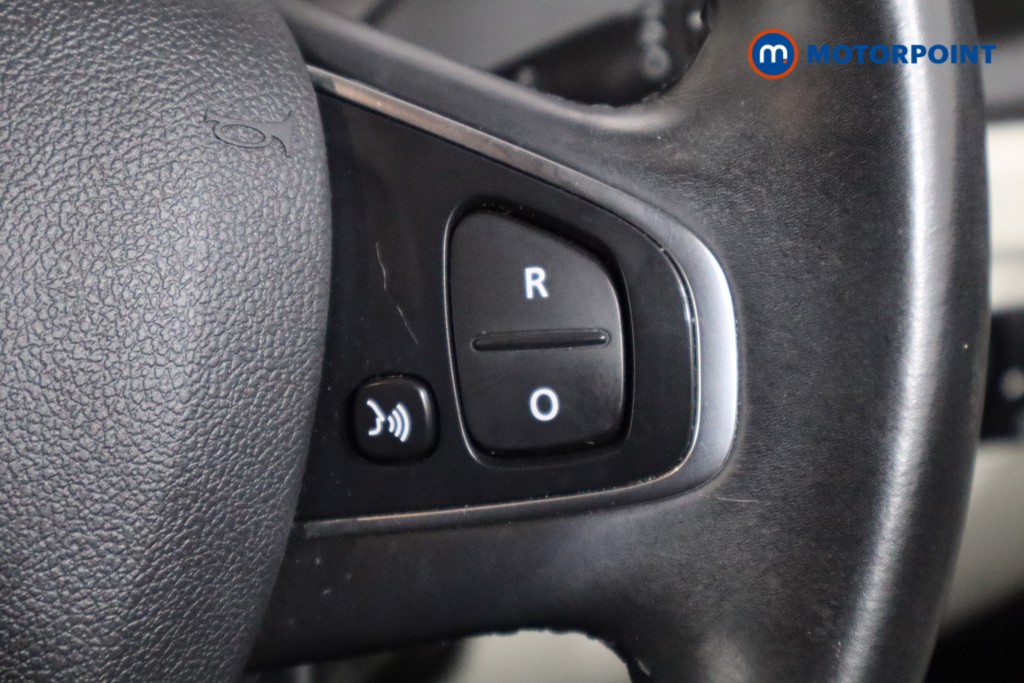 Renault Captur Gt Line Automatic Petrol SUV - Stock Number (1538308) - 8th supplementary image