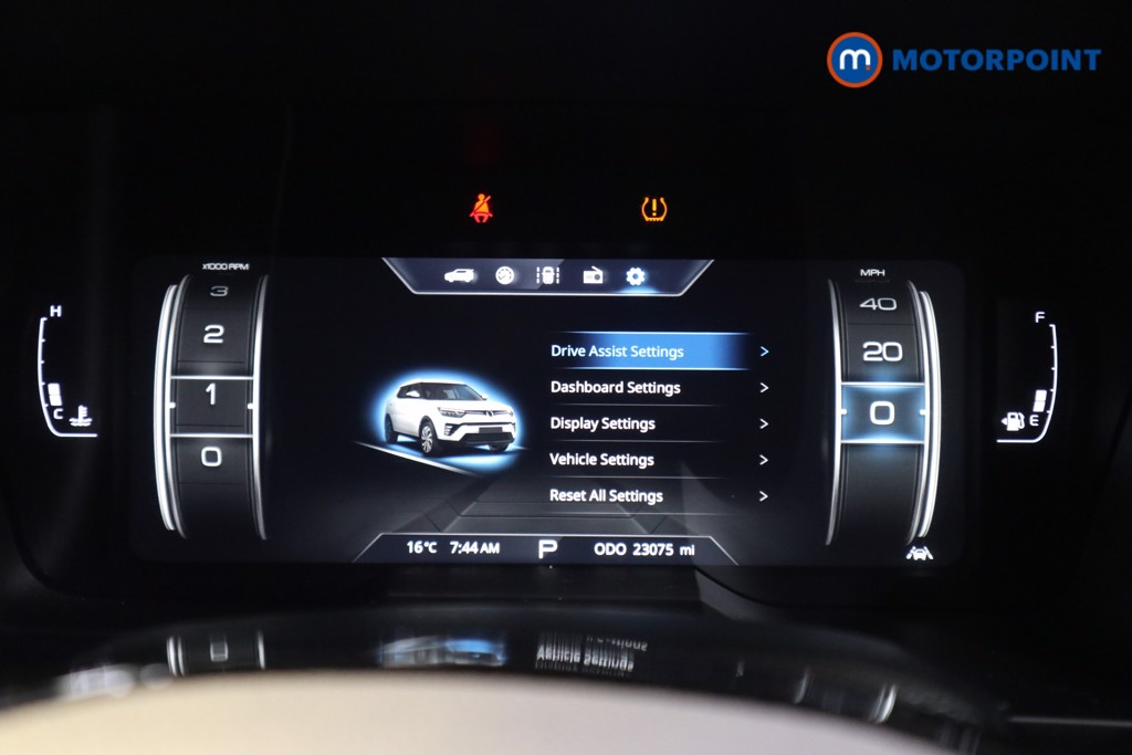 Ssangyong Tivoli Ultimate Automatic Petrol SUV - Stock Number (1549352) - 5th supplementary image