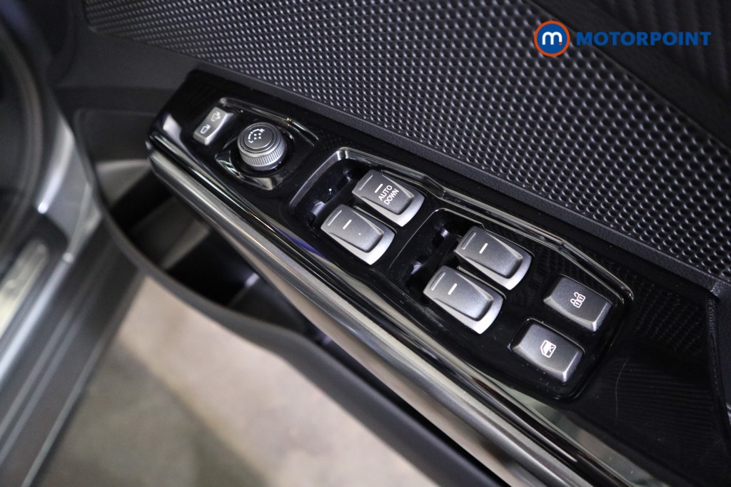 Ssangyong Tivoli Ultimate Automatic Petrol SUV - Stock Number (1549352) - 10th supplementary image