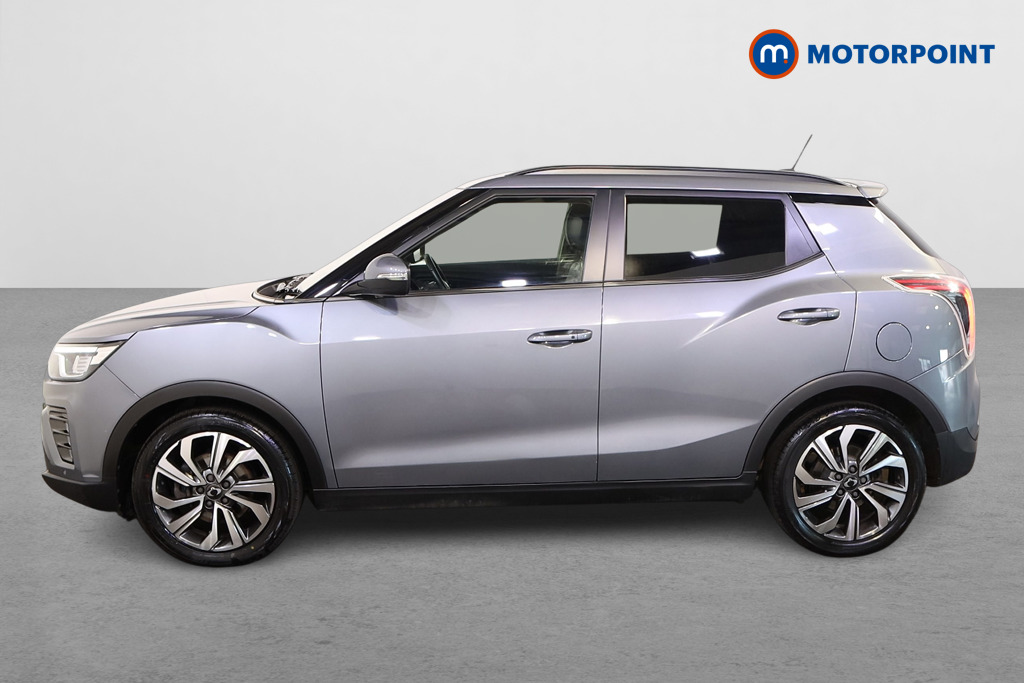 Ssangyong Tivoli Ultimate Automatic Petrol SUV - Stock Number (1549352) - Passenger side