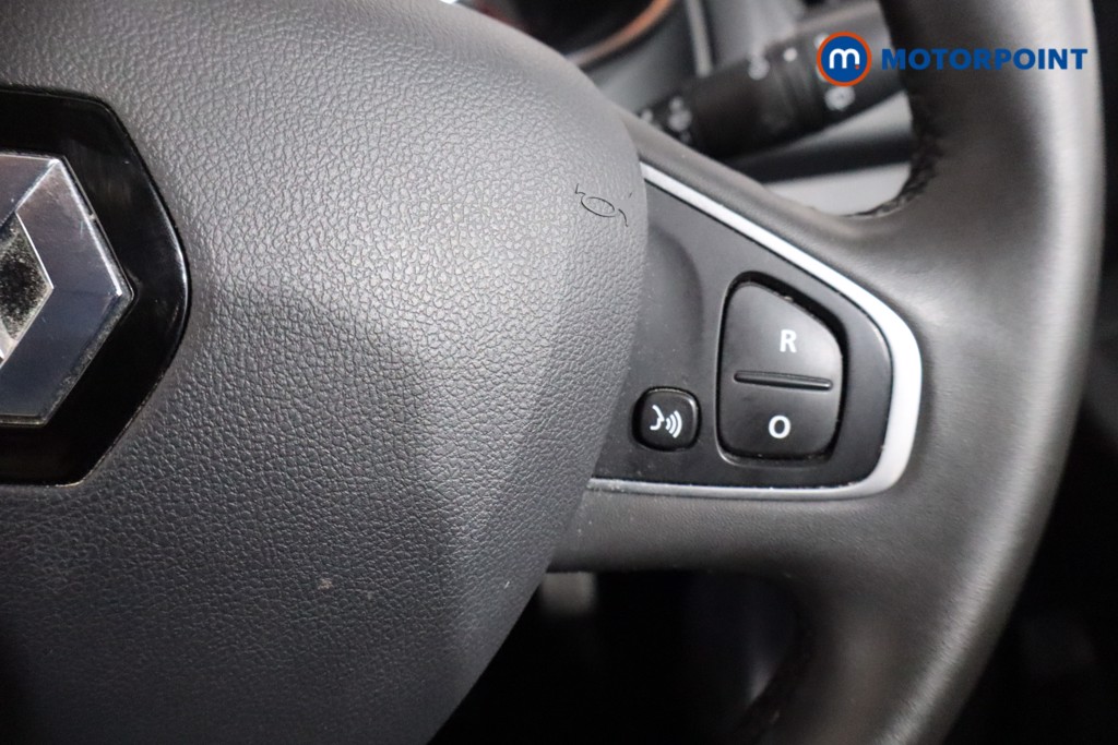 Renault Clio Iconic Manual Petrol Hatchback - Stock Number (1549897) - 8th supplementary image