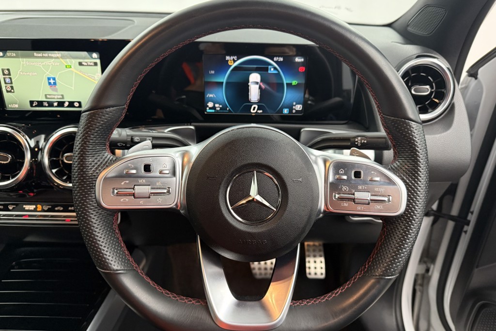Mercedes-Benz GLB Amg Line Automatic Petrol SUV - Stock Number (1550576) - 3rd supplementary image