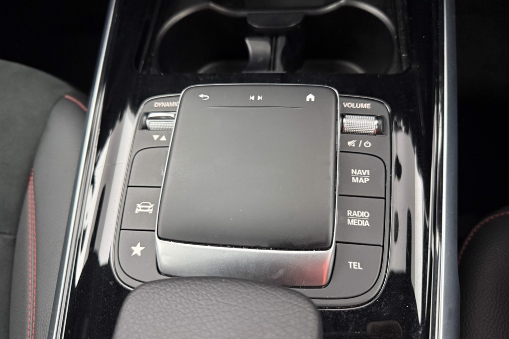 Mercedes-Benz GLB Amg Line Automatic Petrol SUV - Stock Number (1550576) - 18th supplementary image