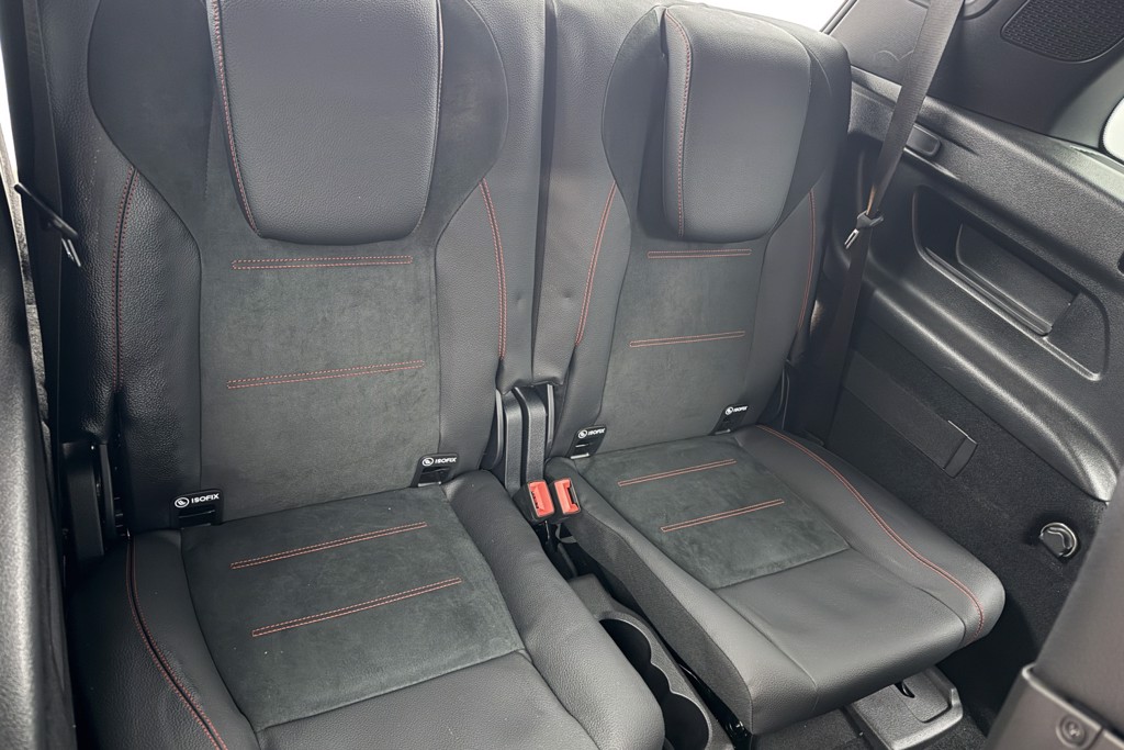 Mercedes-Benz GLB Amg Line Automatic Petrol SUV - Stock Number (1550576) - 31st supplementary image