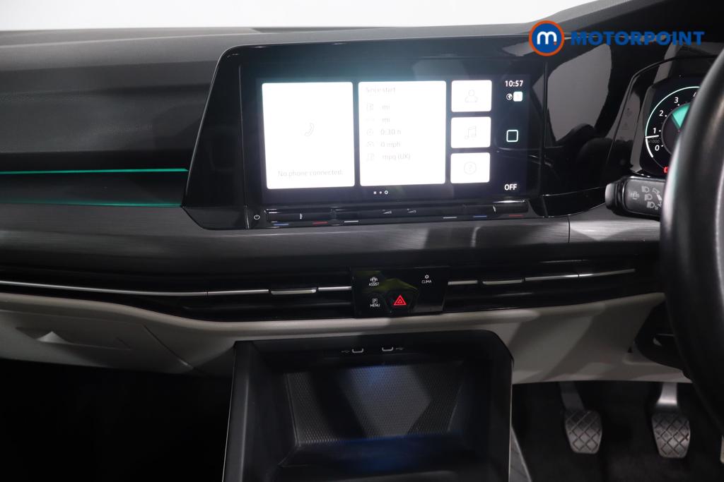 Volkswagen Golf Style Manual Petrol Hatchback - Stock Number (1552335) - 3rd supplementary image