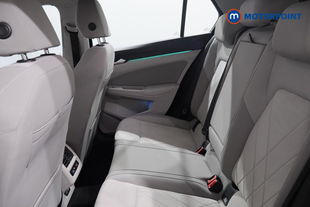 Volkswagen Golf Style Manual Petrol Hatchback - Stock Number (1552335) - 16th supplementary image