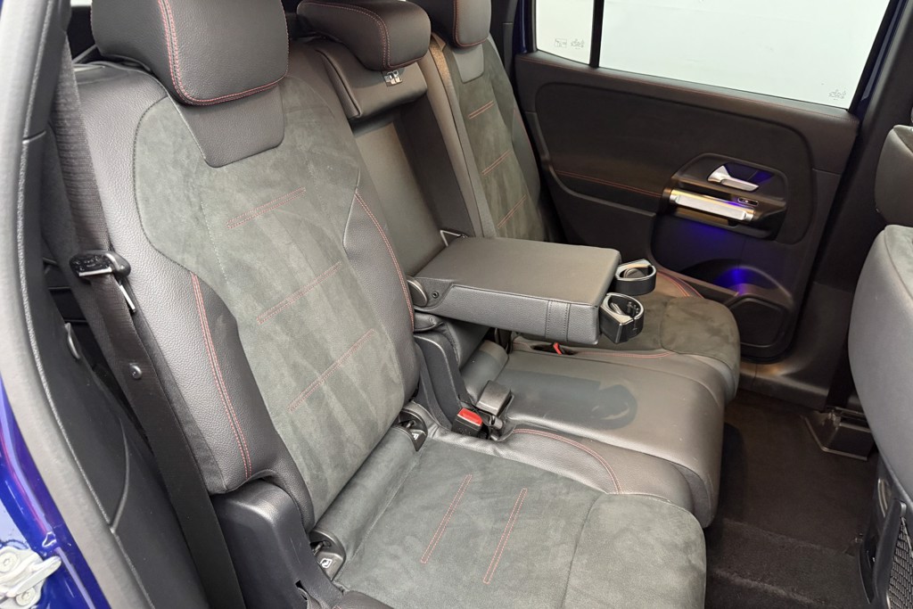 Mercedes-Benz GLB Amg Line Automatic Petrol SUV - Stock Number (1552738) - 23rd supplementary image