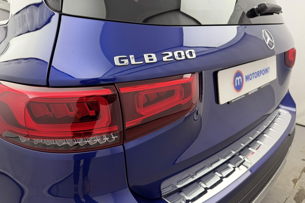 Mercedes-Benz GLB Amg Line Automatic Petrol SUV - Stock Number (1552738) - 24th supplementary image