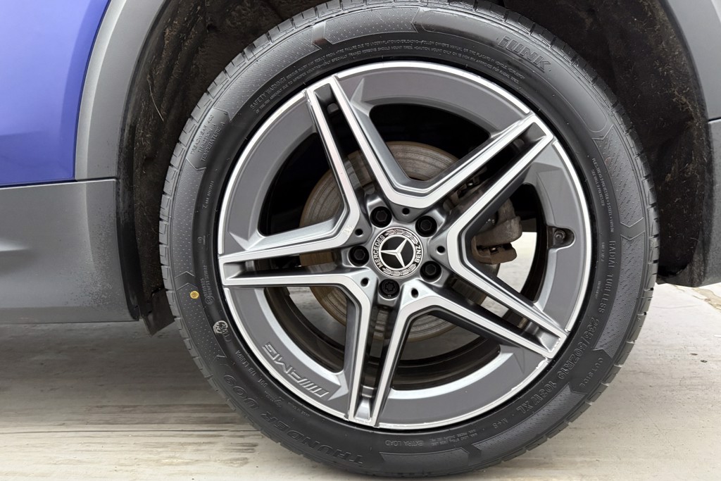 Mercedes-Benz GLB Amg Line Automatic Petrol SUV - Stock Number (1552738) - 32nd supplementary image