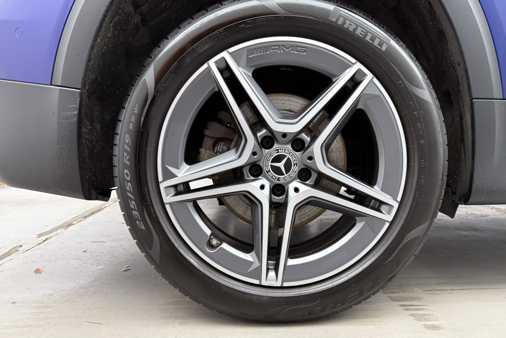 Mercedes-Benz GLB Amg Line Automatic Petrol SUV - Stock Number (1552738) - 33rd supplementary image
