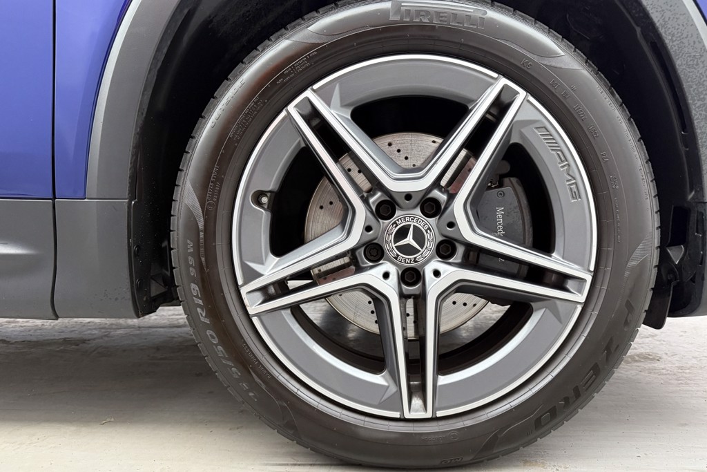 Mercedes-Benz GLB Amg Line Automatic Petrol SUV - Stock Number (1552738) - 34th supplementary image