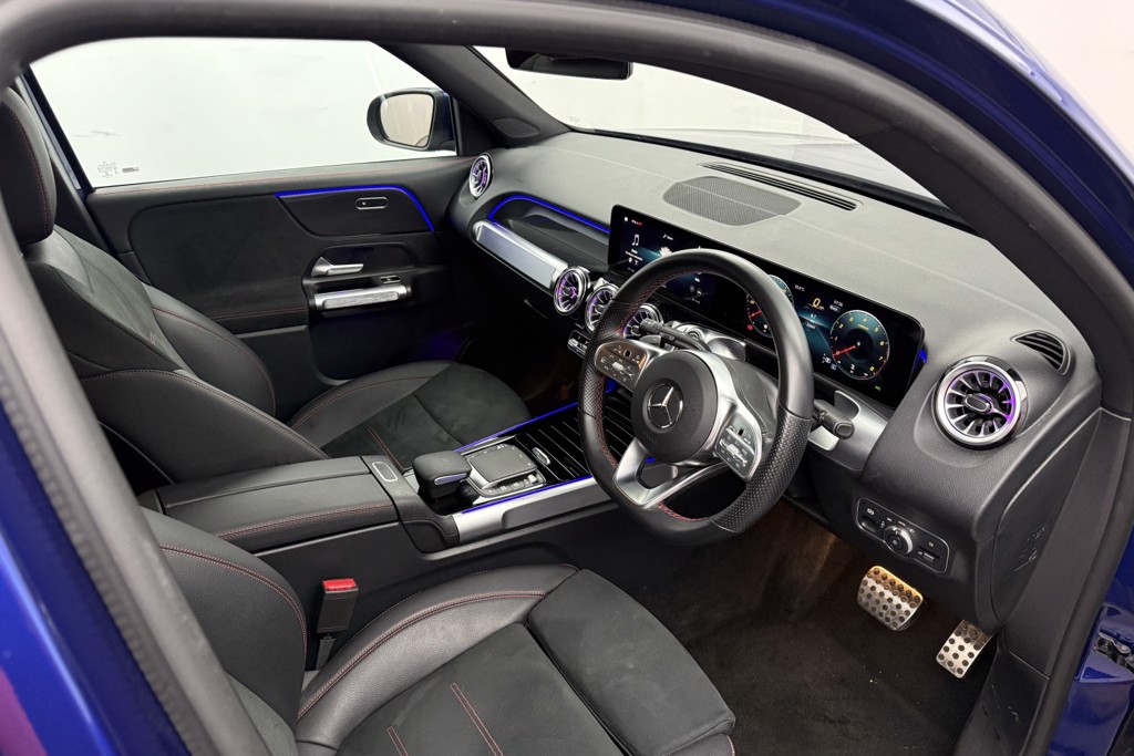 Mercedes-Benz GLB Amg Line Automatic Petrol SUV - Stock Number (1552738) - 1st supplementary image