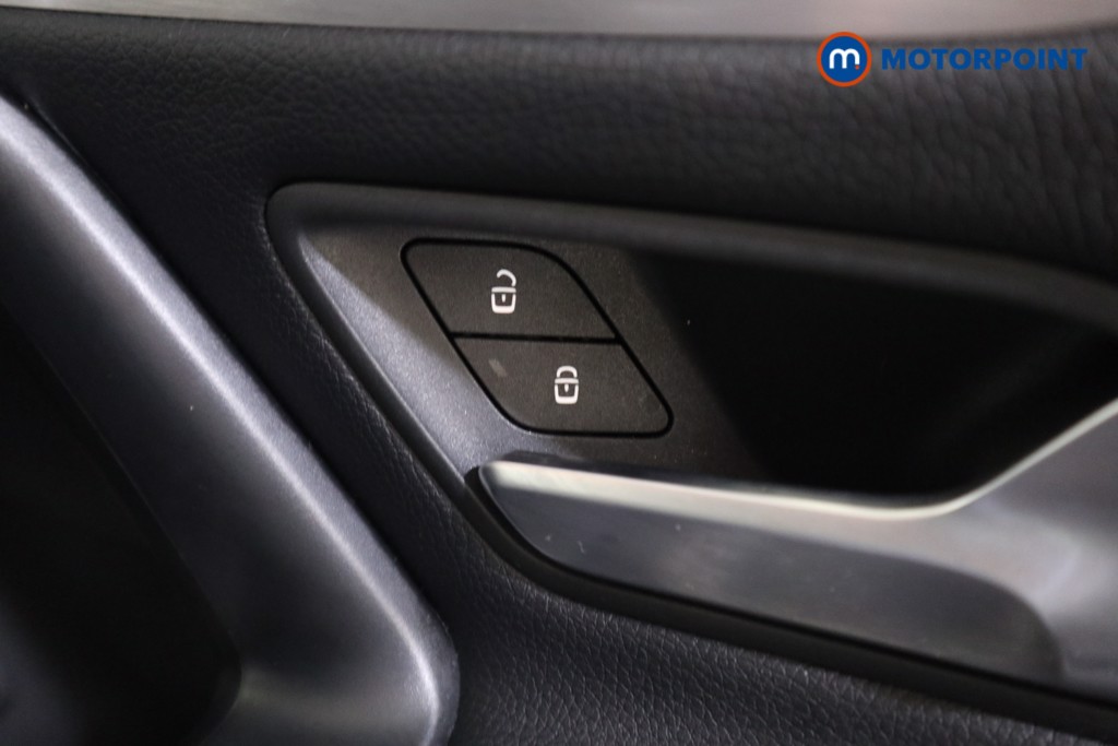 Mercedes-Benz CLA Amg Line Automatic Petrol Coupe - Stock Number (1552946) - 11th supplementary image