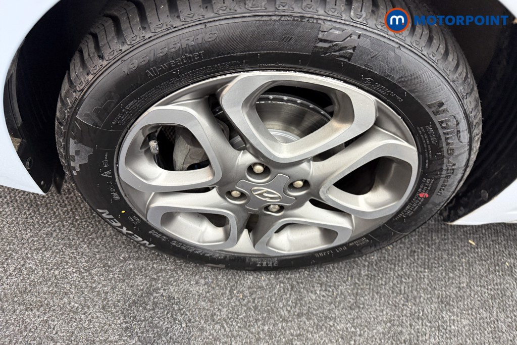 Hyundai I20 Play Manual Petrol Hatchback - Stock Number (1553332) - 27th supplementary image