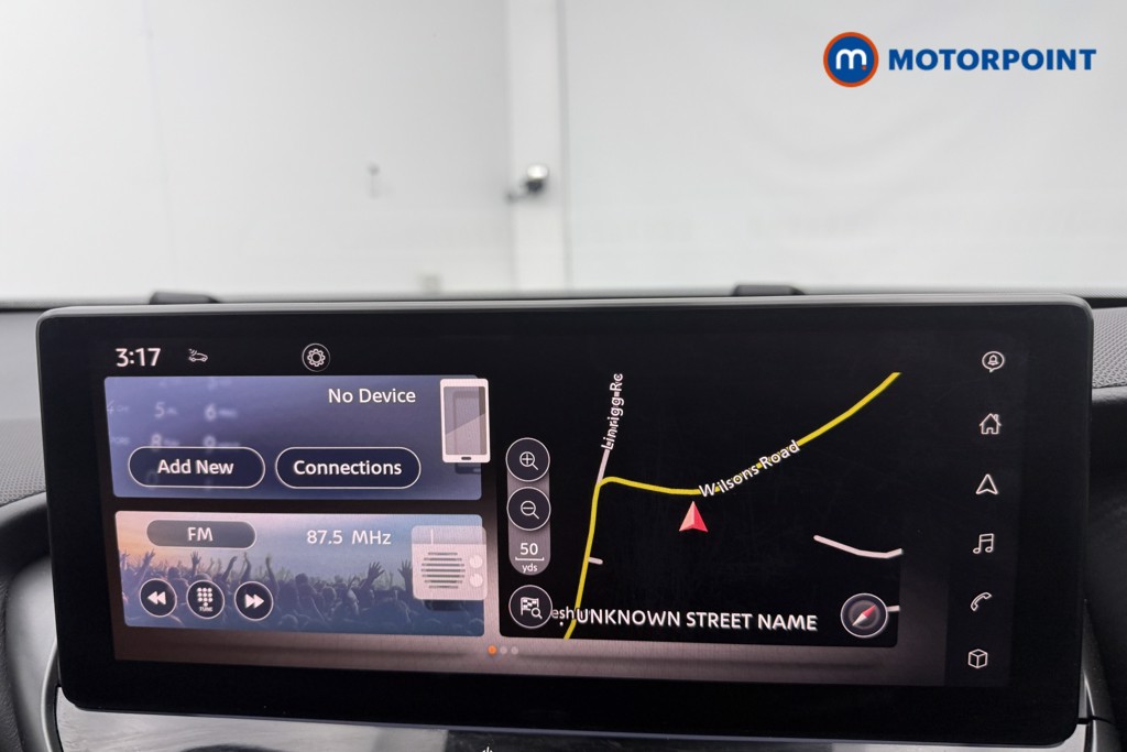 Nissan Juke N-Connecta Manual Petrol SUV - Stock Number (1553970) - 5th supplementary image