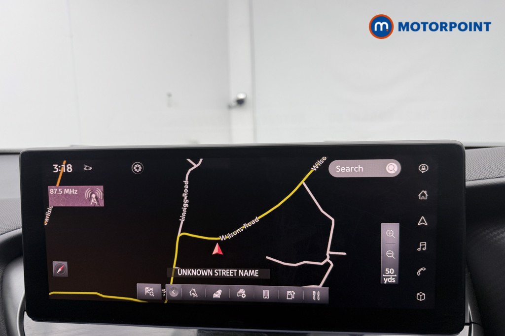 Nissan Juke N-Connecta Manual Petrol SUV - Stock Number (1553970) - 8th supplementary image