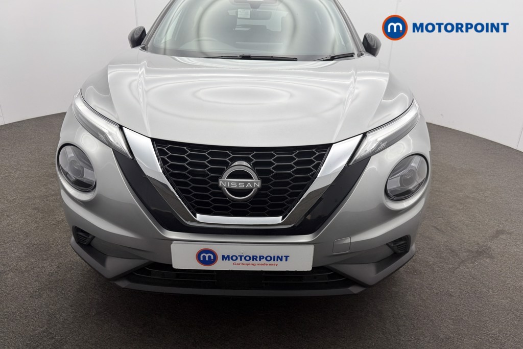 Nissan Juke N-Connecta Manual Petrol SUV - Stock Number (1553970) - 29th supplementary image